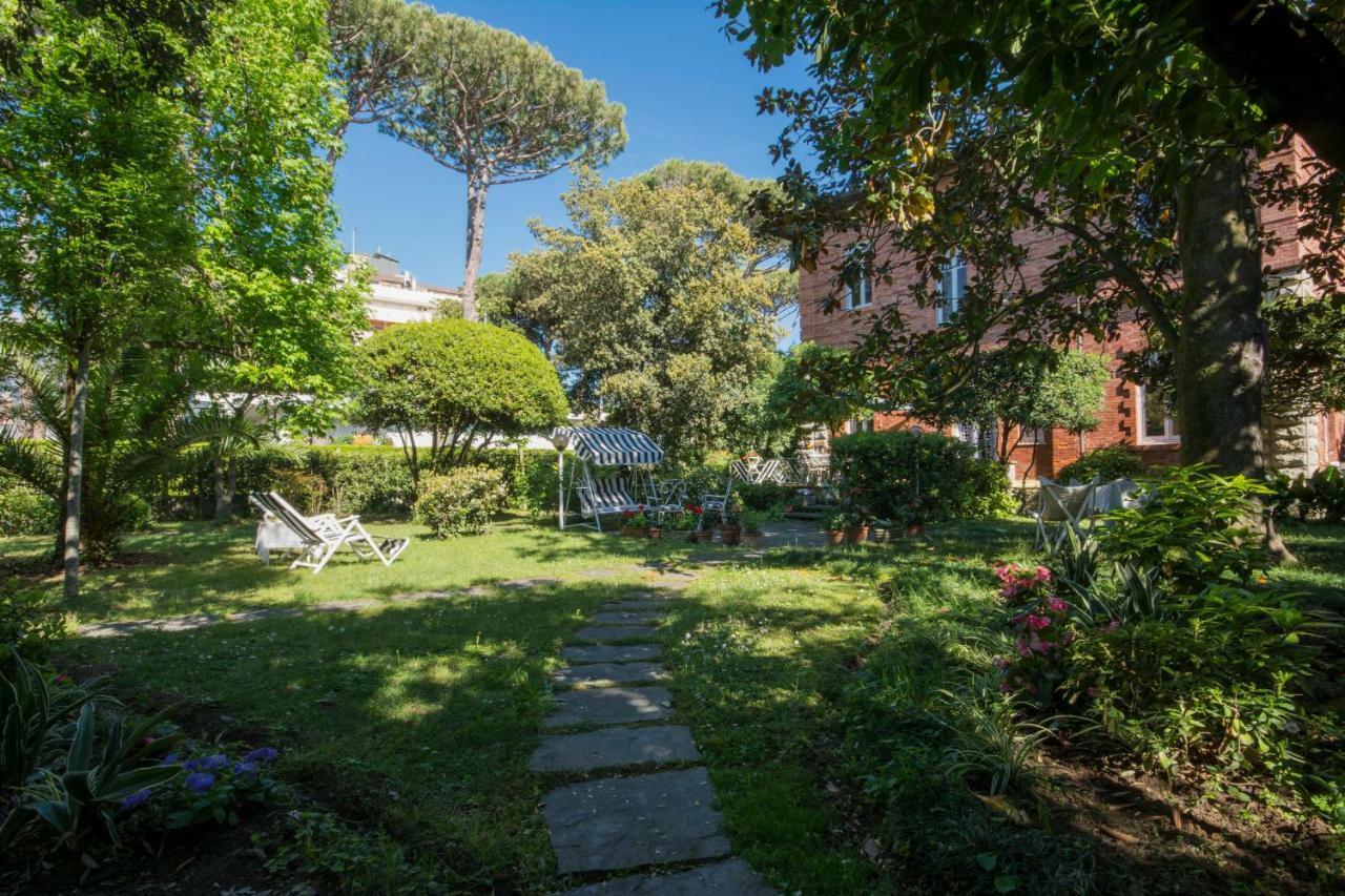 Villa Italy Марина ди Пиетрасанта Екстериор снимка